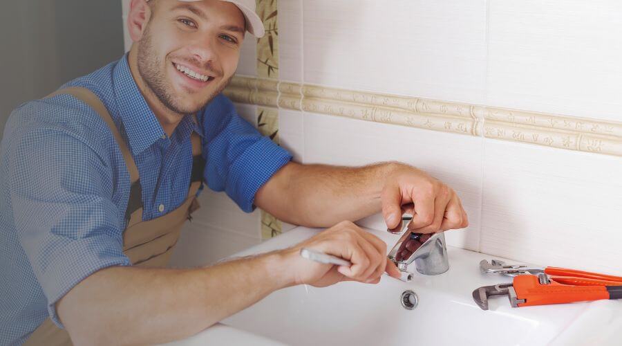 Handle or spout repair in Vernon, IN